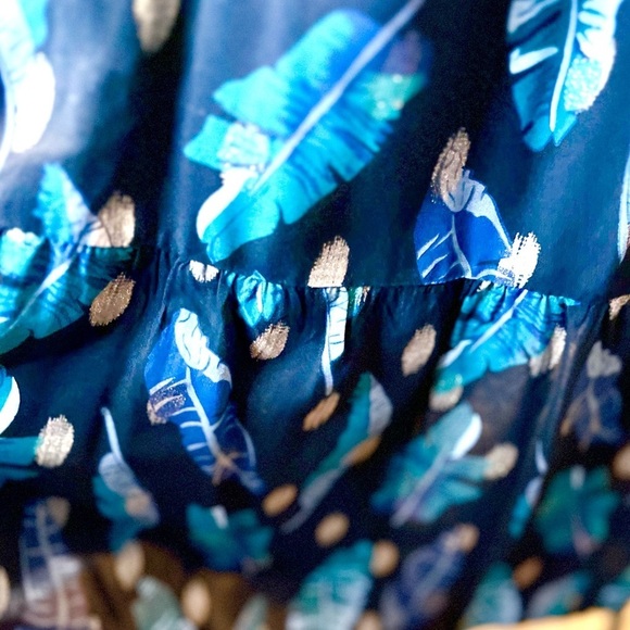 Italian linen black gold glitter leaf pattern tiered dress w/motherpearl buttons - Picture 3 of 13